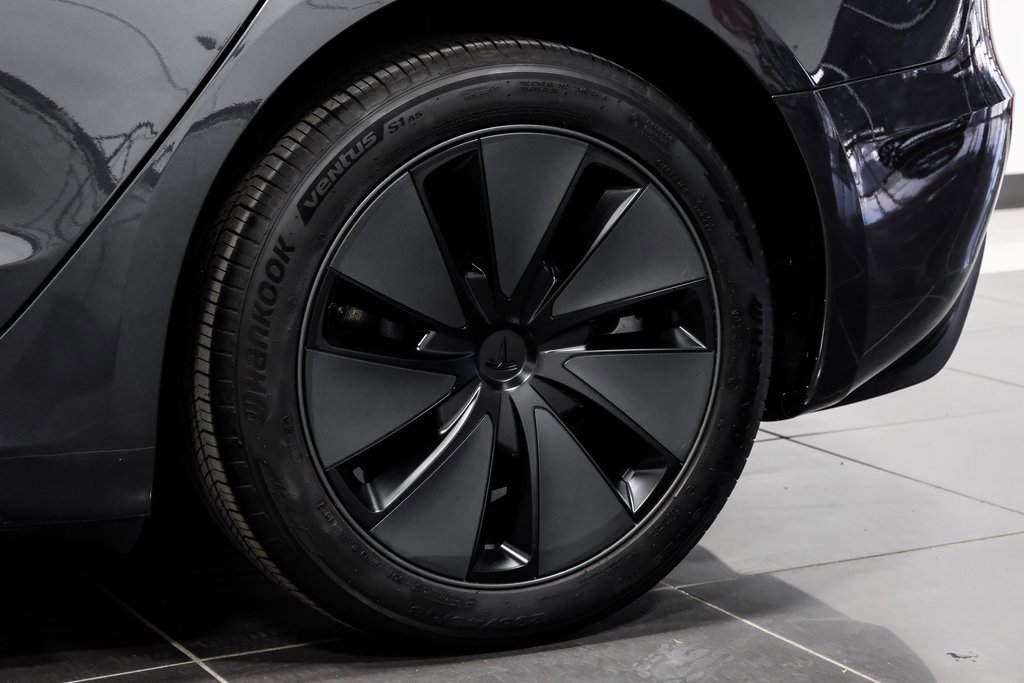 Used 2025 Tesla Model 3 Long Range image 57