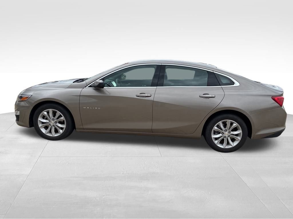 Used 2023 Chevrolet Malibu LT image 2