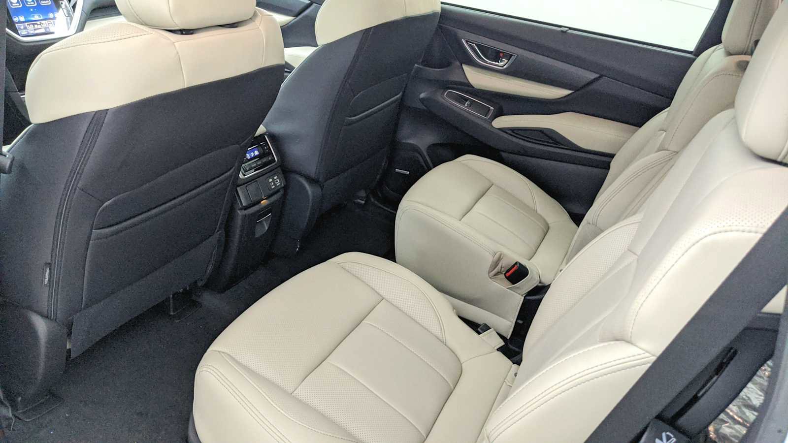 New 2025 Subaru Ascent Limited image 20