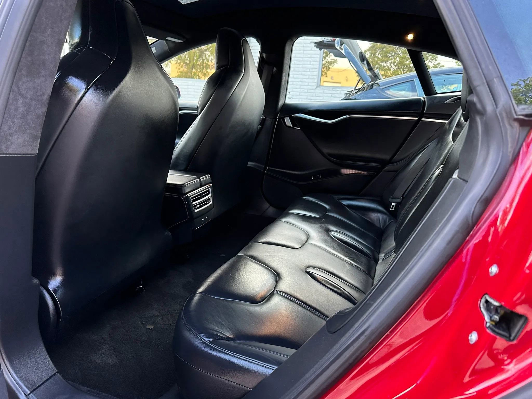 Used 2017 Tesla Model S 75D AWD/4WD image 16