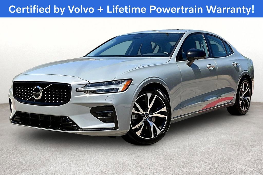 Used 2025 Volvo S60 B5 Plus FWD image 15