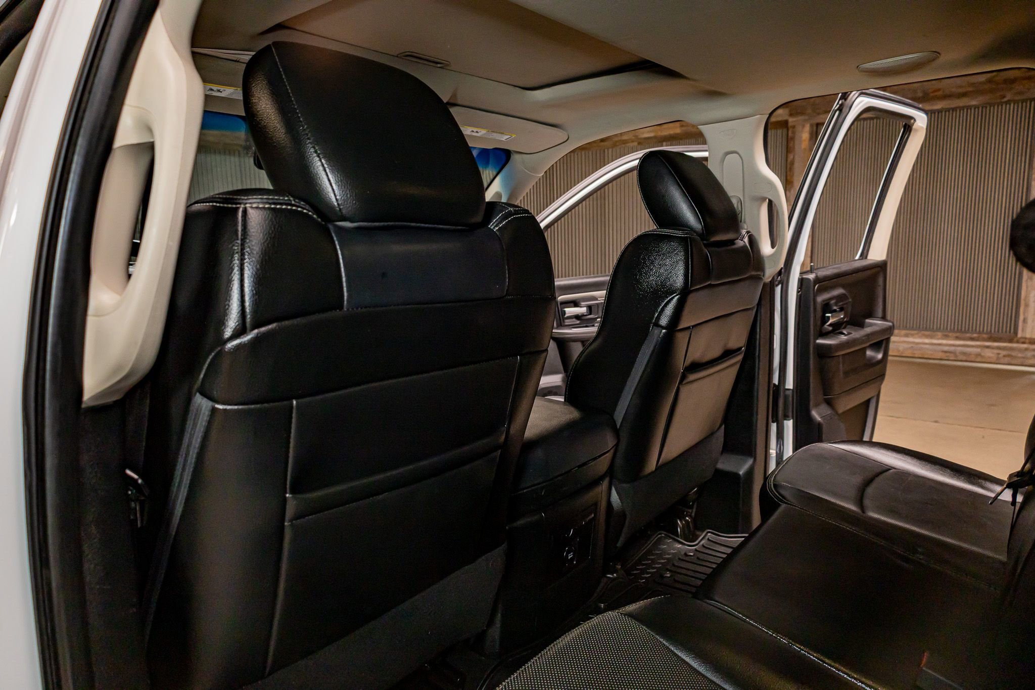 Used 2014 RAM 1500 Sport w/ Sport Premium Group image 21