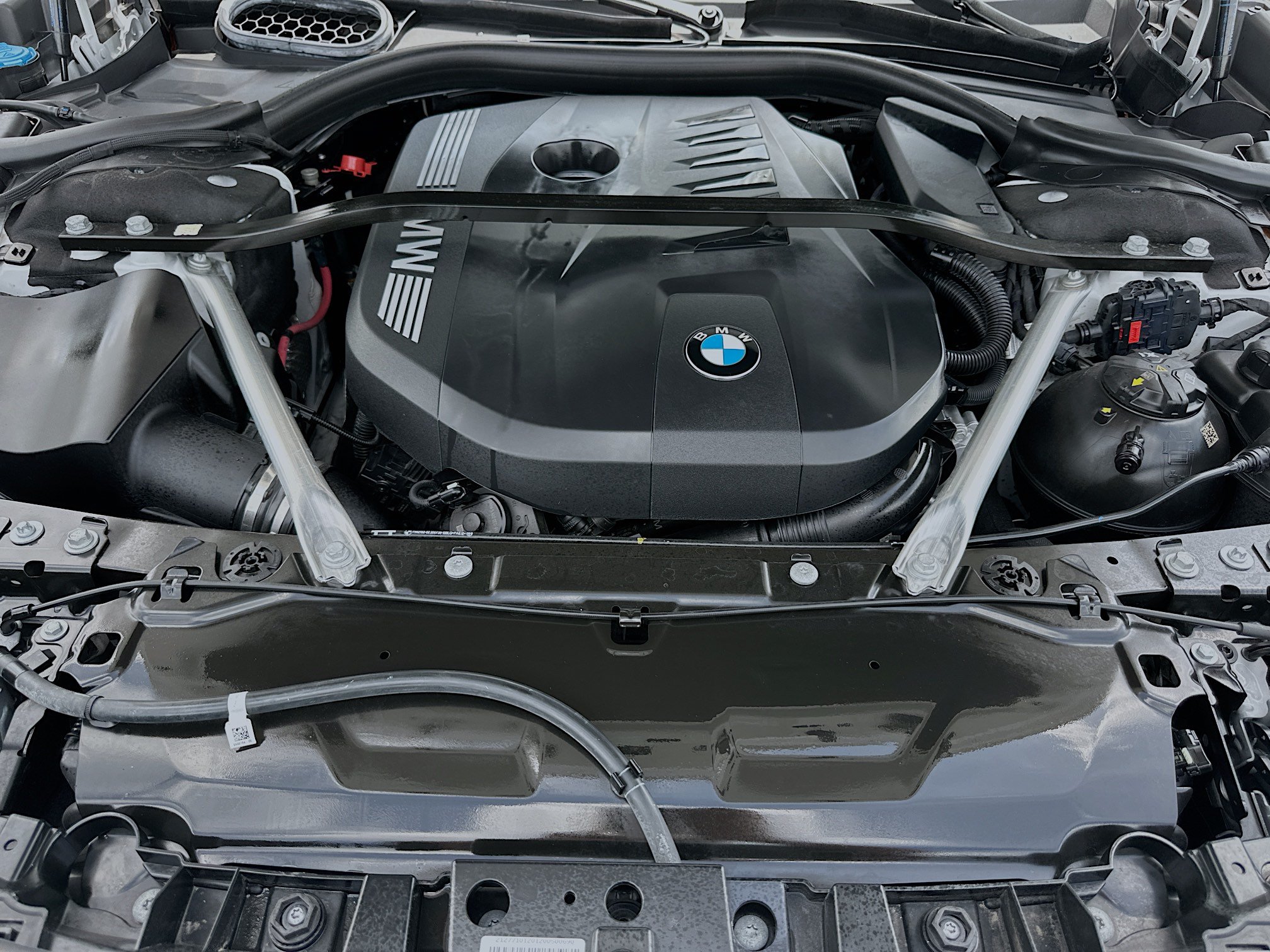 Certified 2025 BMW 740i w/ Premium Package RWD image 34