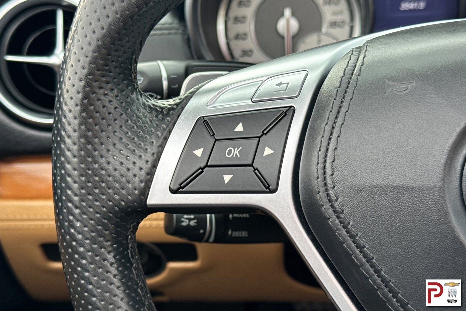 Used 2015 Mercedes-Benz SL 400 image 26