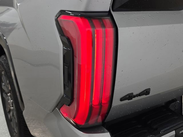 Used 2022 Toyota Tundra Platinum w/ Advanced Package AWD/4WD image 30
