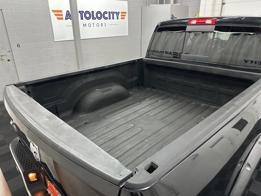 Used 2015 RAM 1500 SLT AWD/4WD image 11