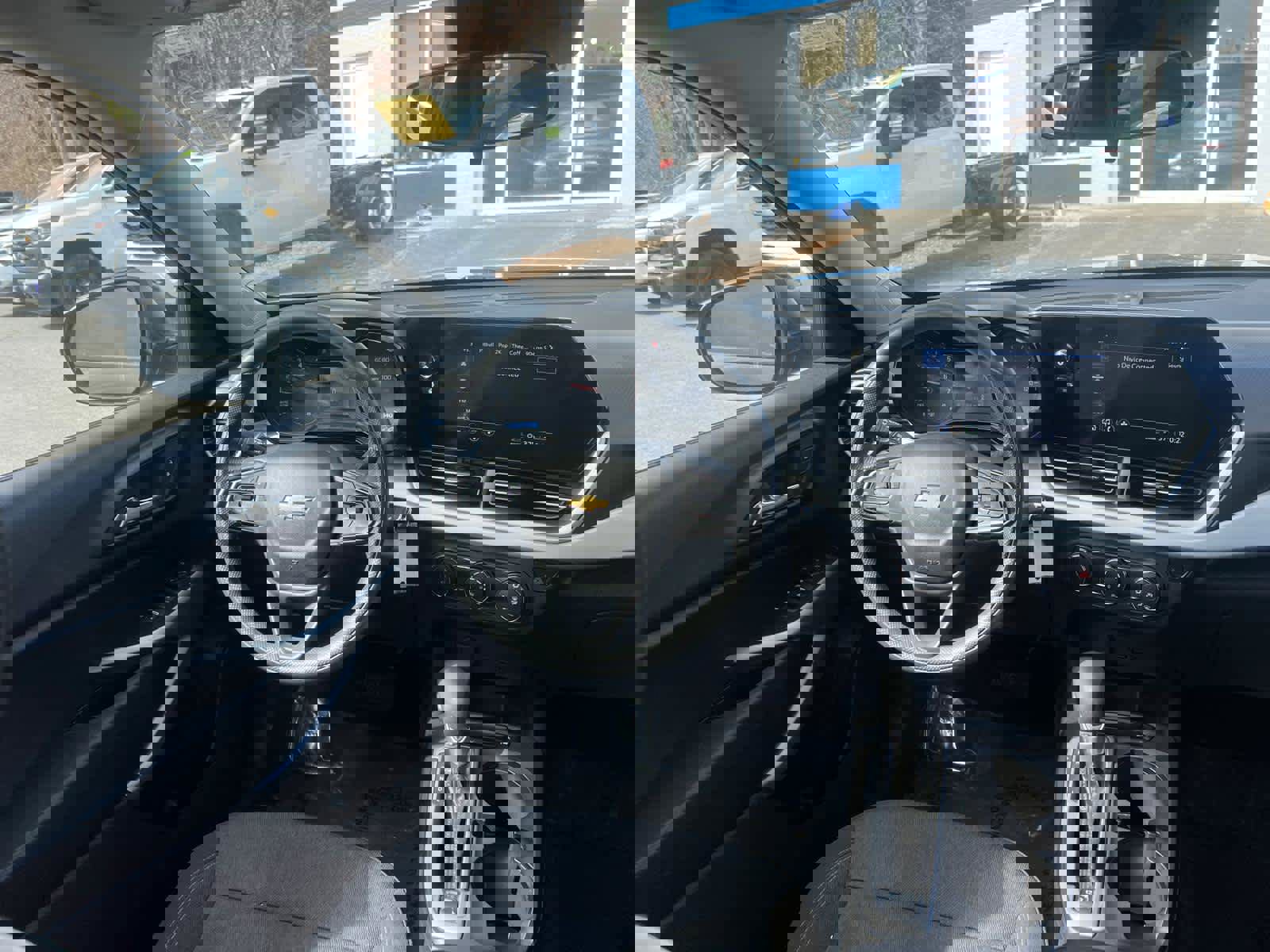 Certified 2024 Chevrolet Trax LS image 34