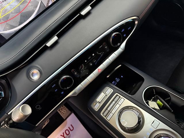 Used 2023 Genesis GV70 2.5T w/ Sport Prestige Package image 31