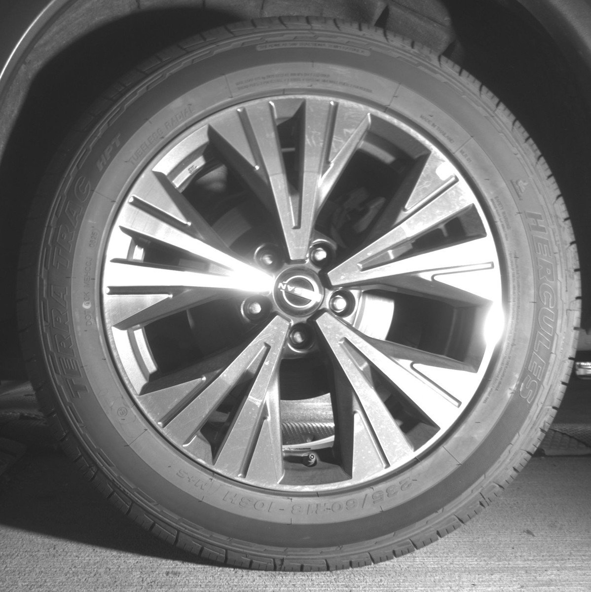 Used 2023 Nissan Rogue SV image 14