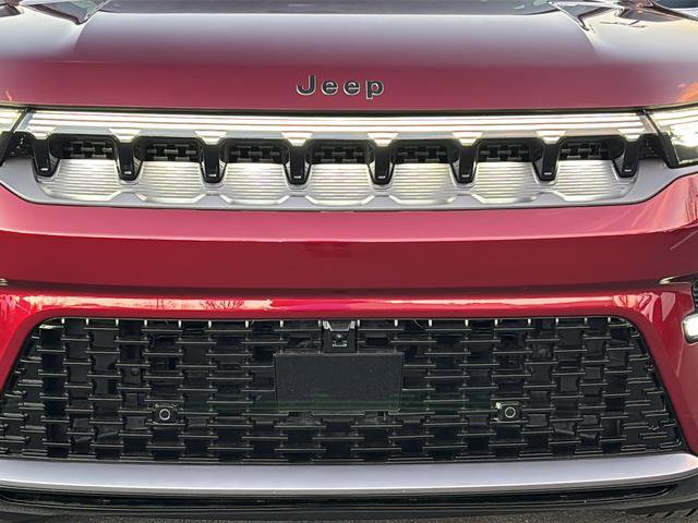 New 2026 Jeep Grand Wagoneer Summit w/ Rear Seat Video Group I image 9