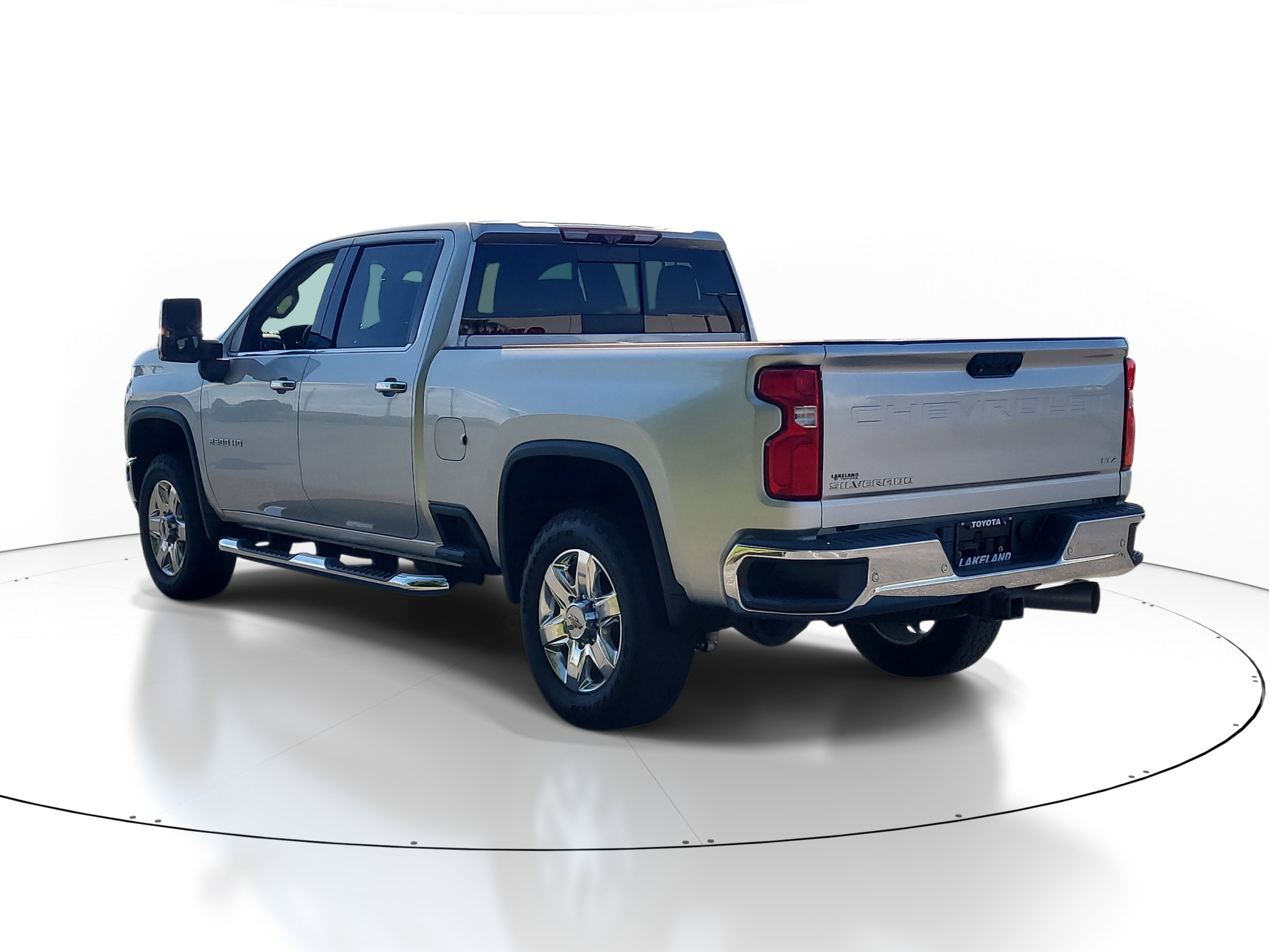 Used 2021 Chevrolet Silverado 2500 LTZ w/ LTZ Plus Package AWD/4WD image 5