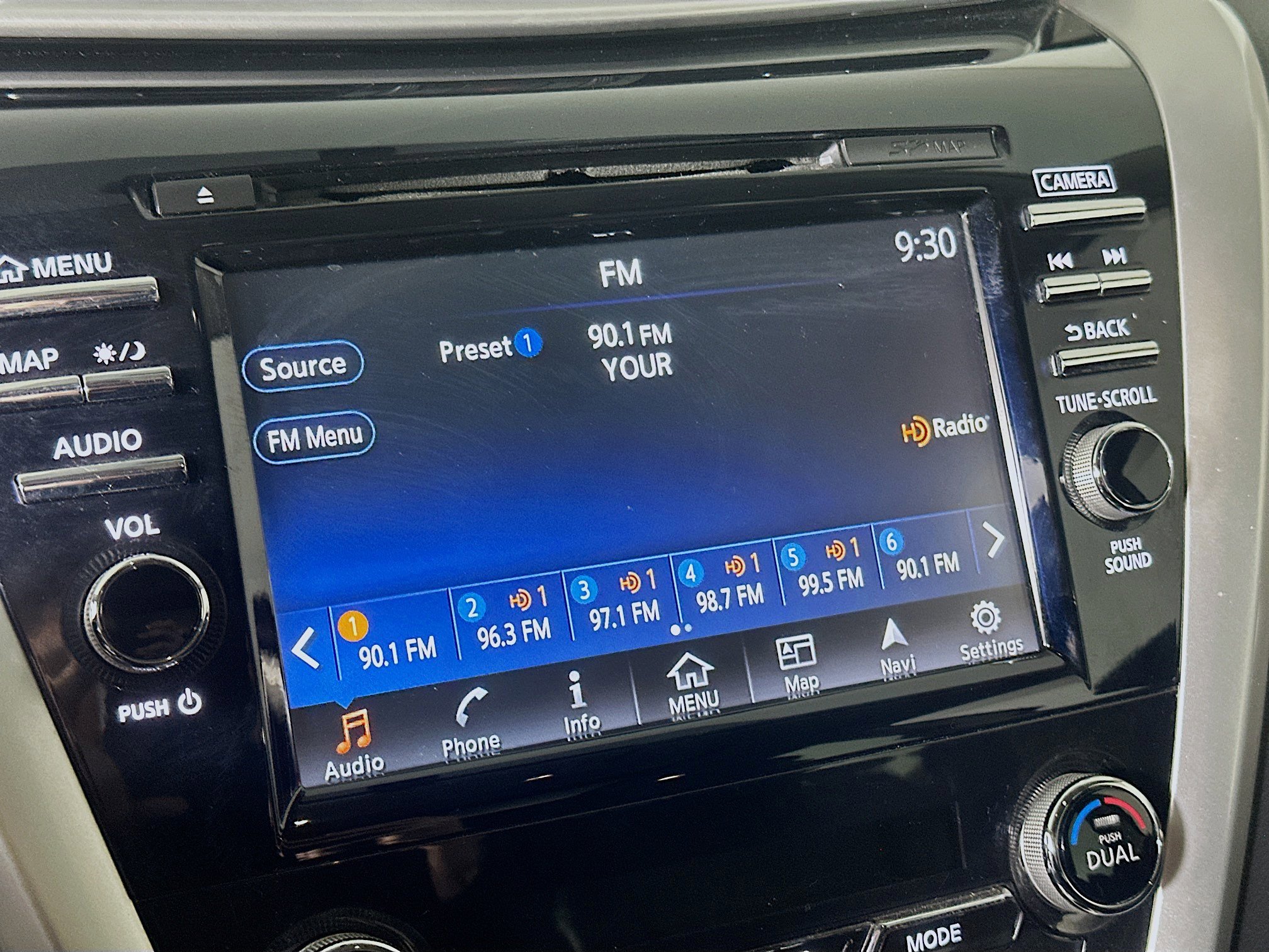 Used 2015 Nissan Murano Platinum w/ Platinum Technology Package image 21