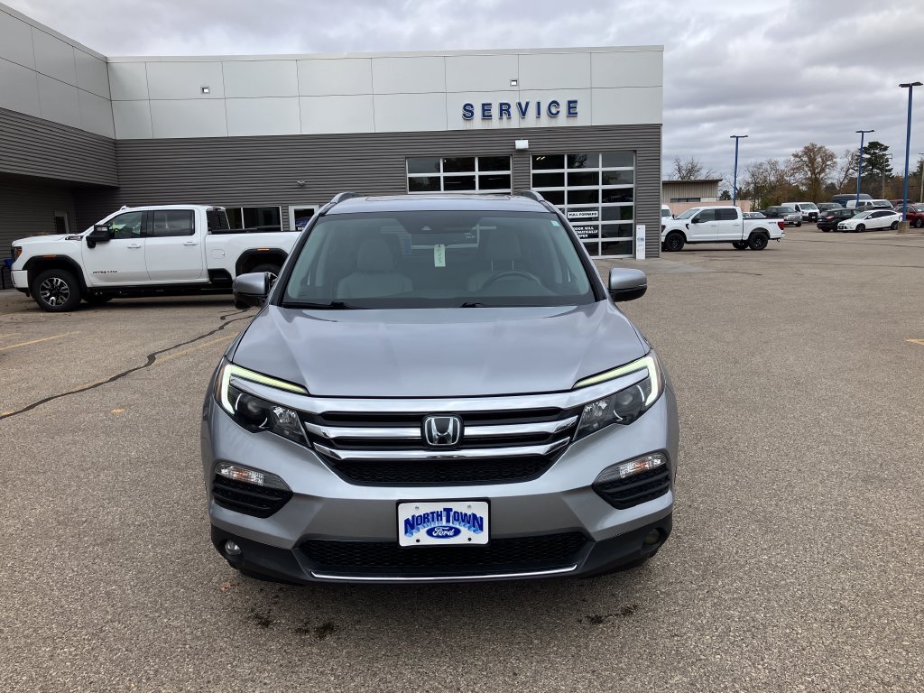 Used 2016 Honda Pilot Touring image 5