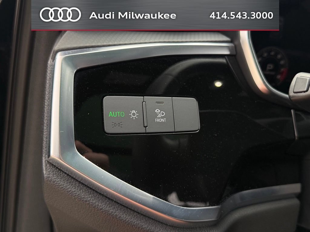 Used 2024 Audi Q3 2.0T Premium Plus AWD/4WD image 21