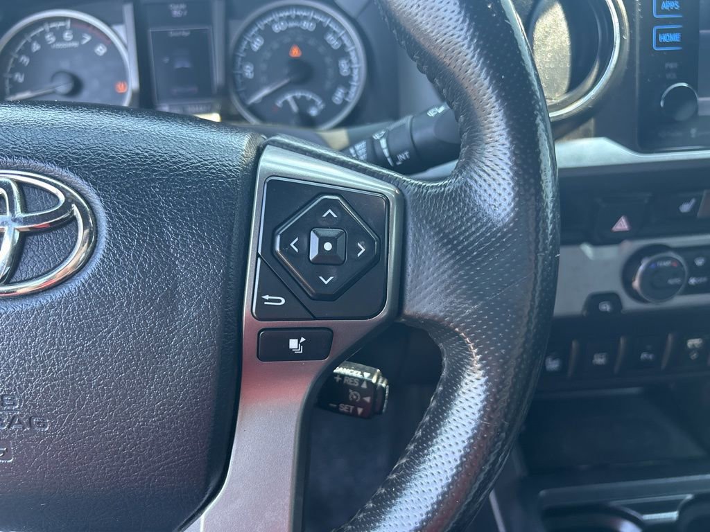 Used 2017 Toyota Tacoma Limited image 17