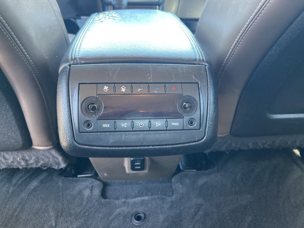 Used 2015 GMC Acadia SLT image 15