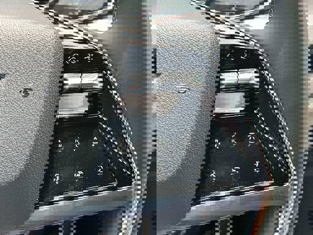 New 2026 Cadillac Vistiq Sport image 23