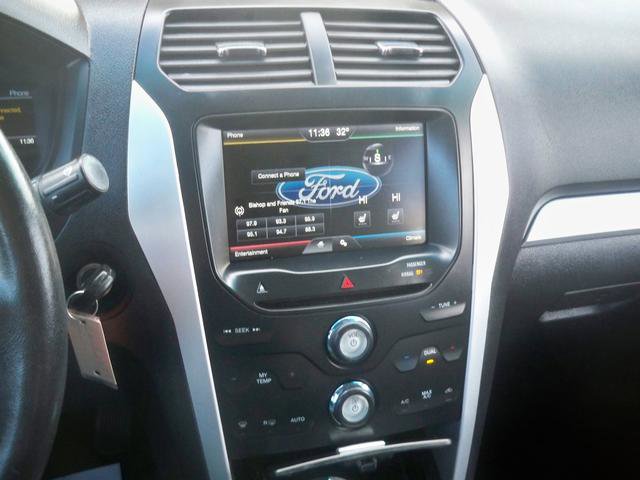Used 2015 Ford Explorer XLT w/ Equipment Group 202B image 13