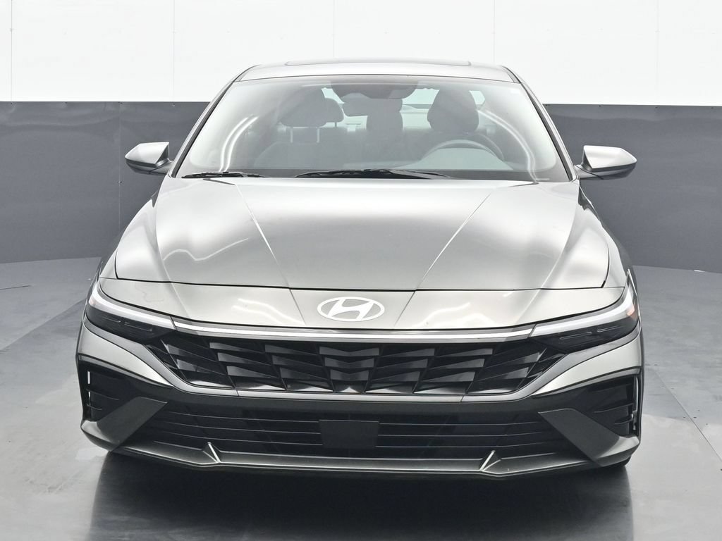 Used 2025 Hyundai Elantra SEL