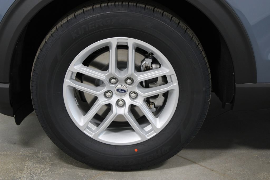 New 2026 Ford Explorer Active image 18