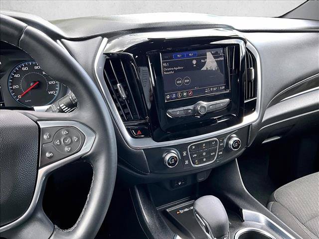 Used 2023 Chevrolet Traverse LT FWD image 8