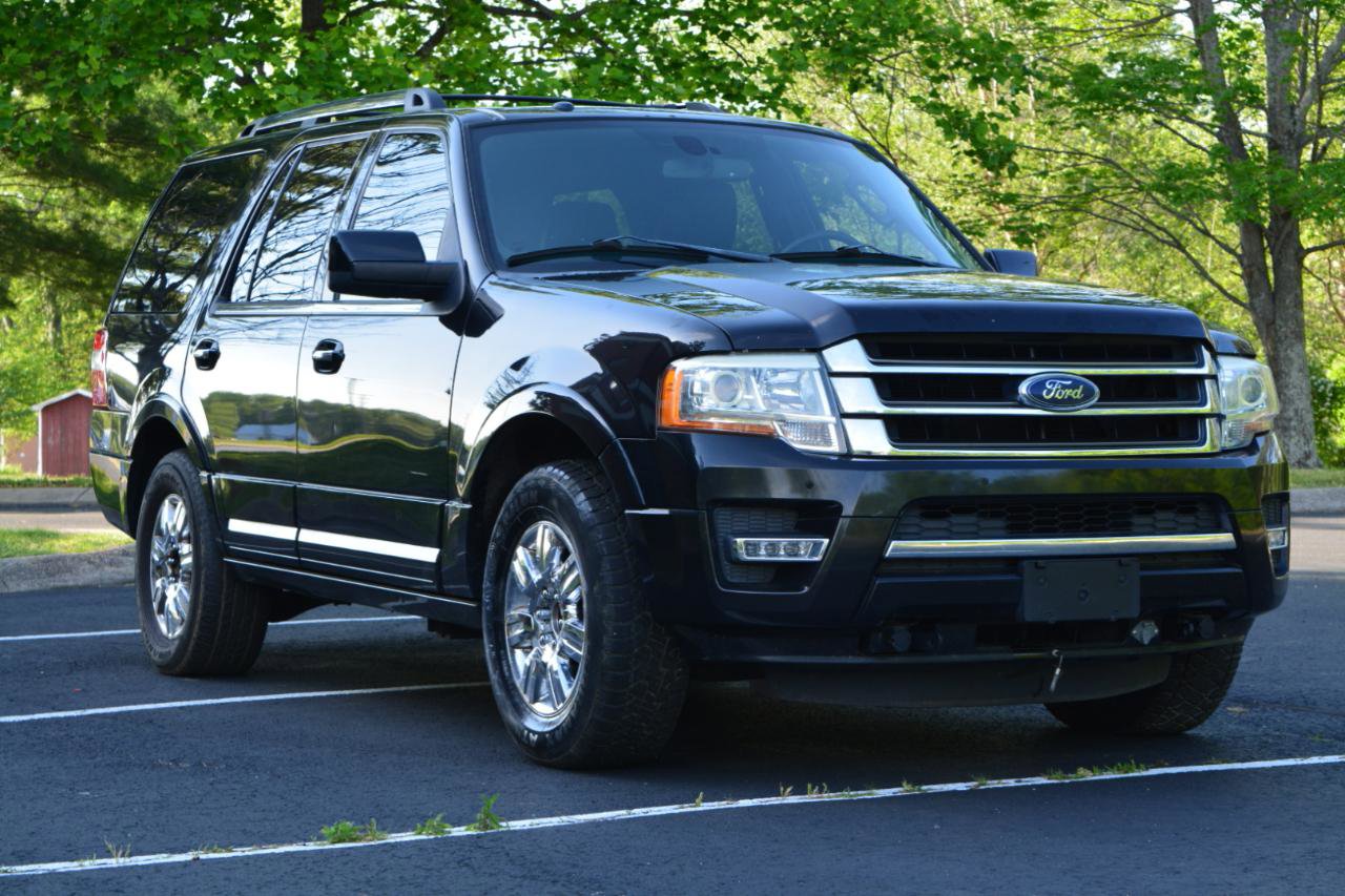 Used 2015 Ford Expedition Limited w/ Equipment Group 301A AWD/4WD image 3
