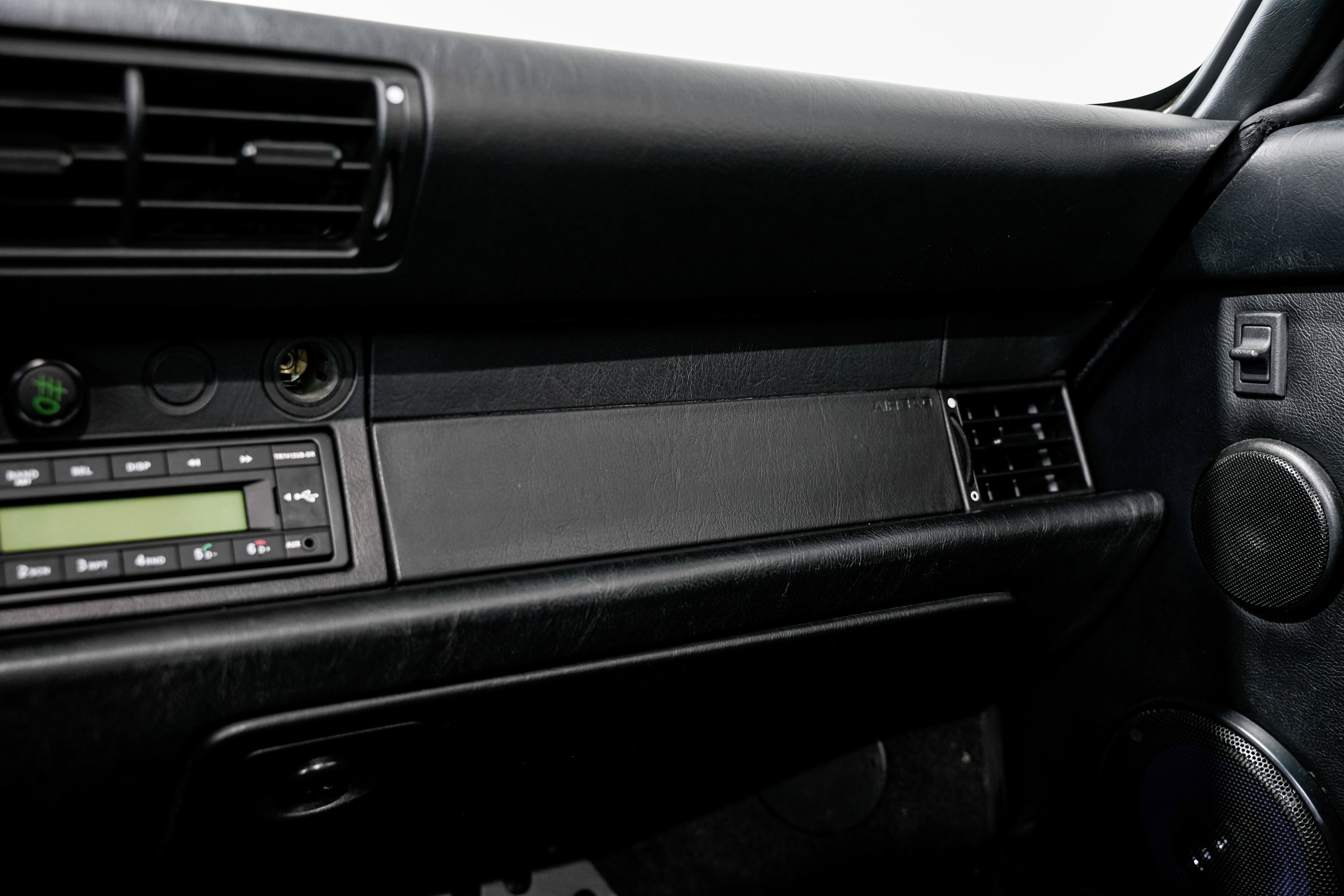 Used 1992 Porsche 911 Targa image 16