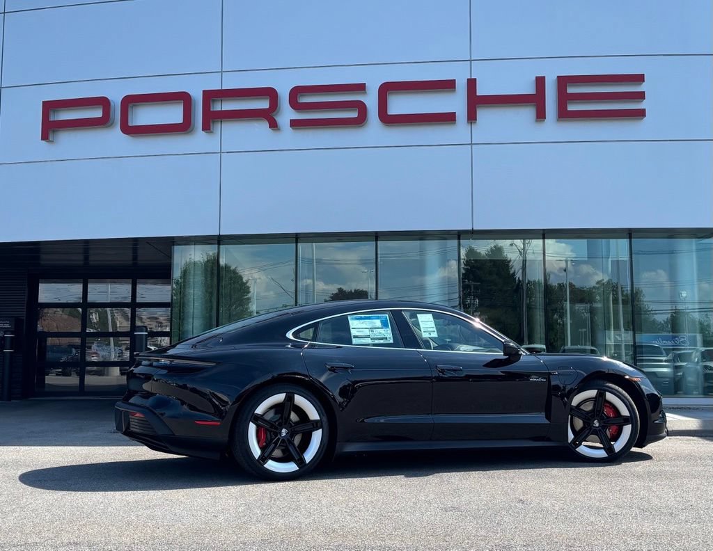 New 2026 Porsche Taycan 4S AWD/4WD image 13