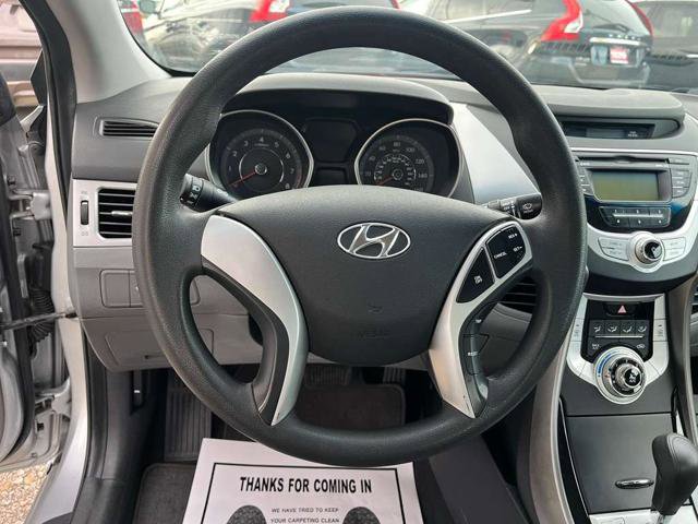 Used 2011 Hyundai Elantra GLS image 17