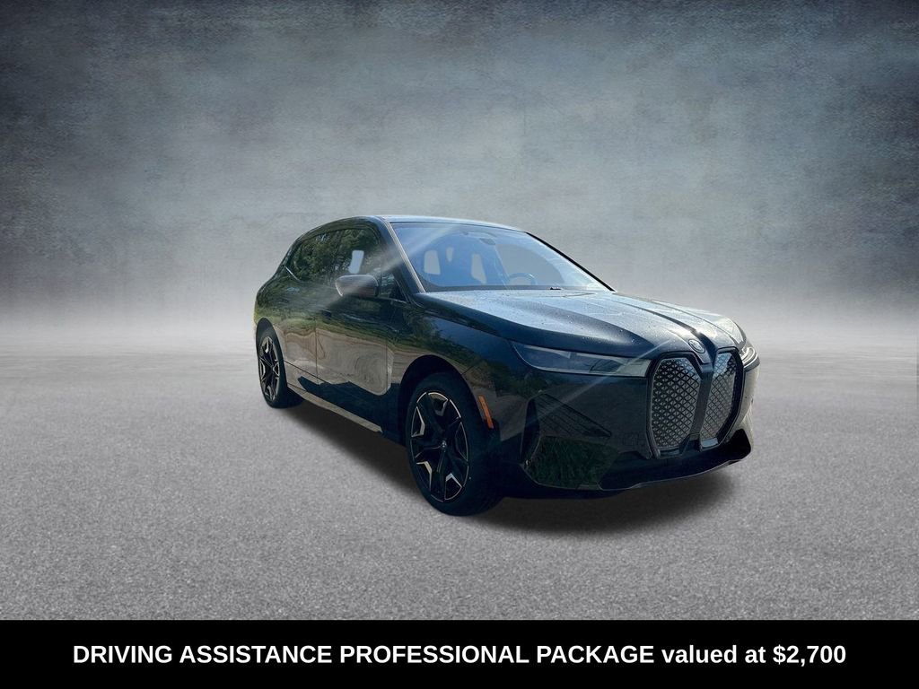 Used 2025 BMW iX xDrive50 AWD/4WD image 2