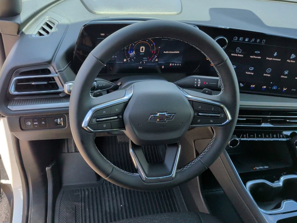 New 2027 Chevrolet Traverse LT w/ Midnight/Sport Edition FWD image 16