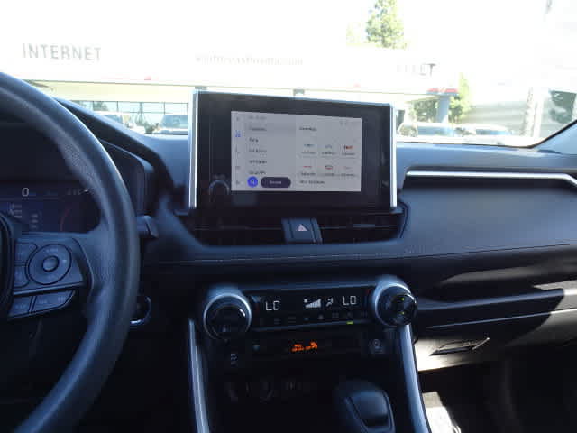 Used 2024 Toyota RAV4 XLE FWD image 27