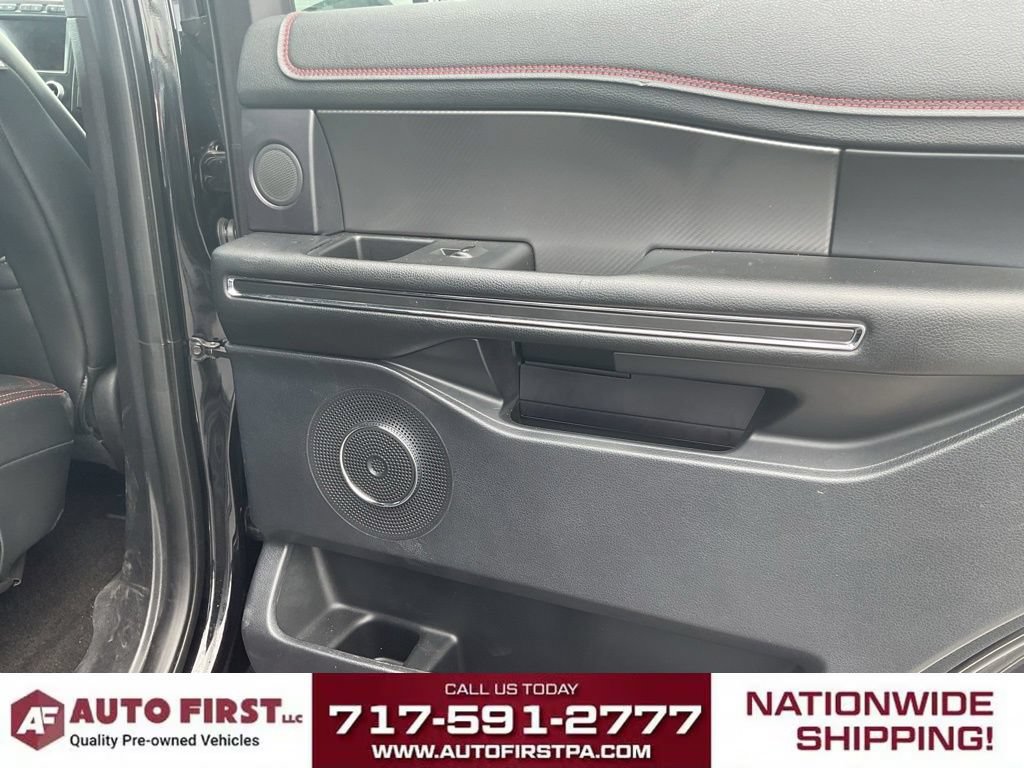 Used 2019 Ford Expedition Limited w/ Equipment Group 303A AWD/4WD image 13