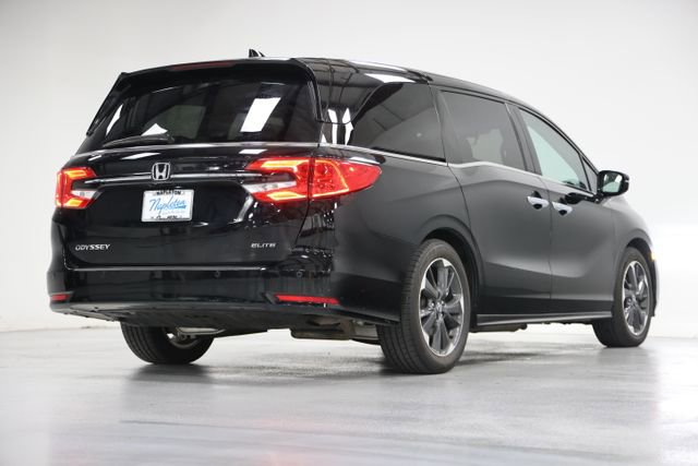 Used 2023 Honda Odyssey Elite image 14