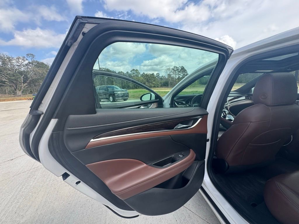 Used 2019 Buick LaCrosse Avenir image 14