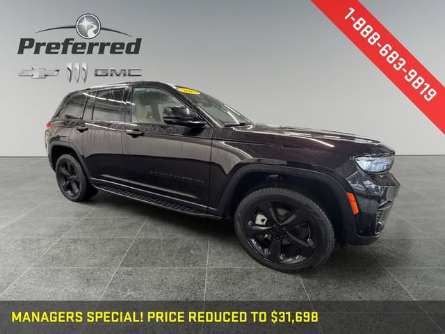 Used 2023 Jeep Grand Cherokee Limited w/ Luxury Tech Group II image 13