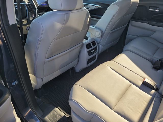 Used 2017 Honda Pilot EX-L image 12