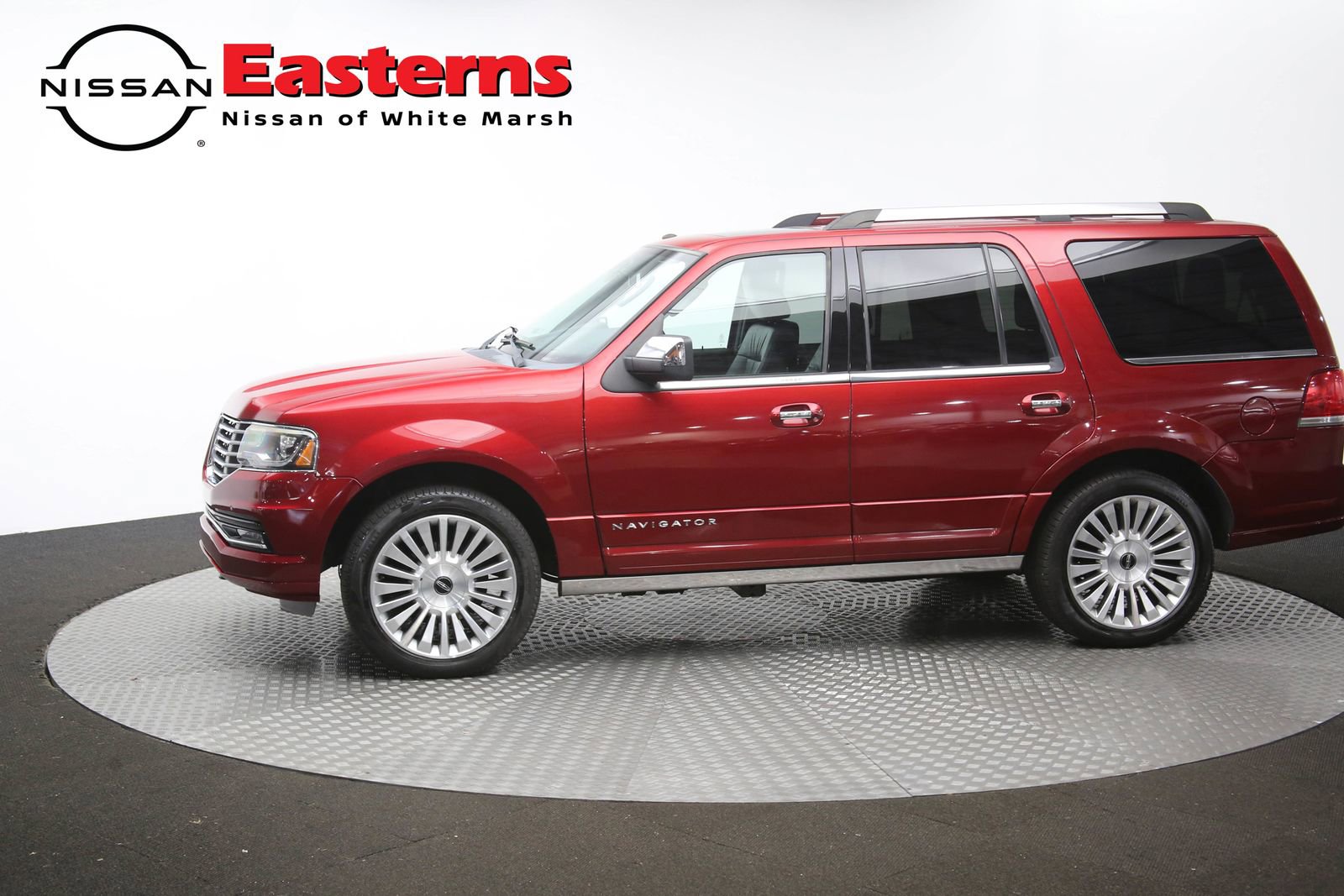 Used 2016 Lincoln Navigator Reserve AWD/4WD image 62