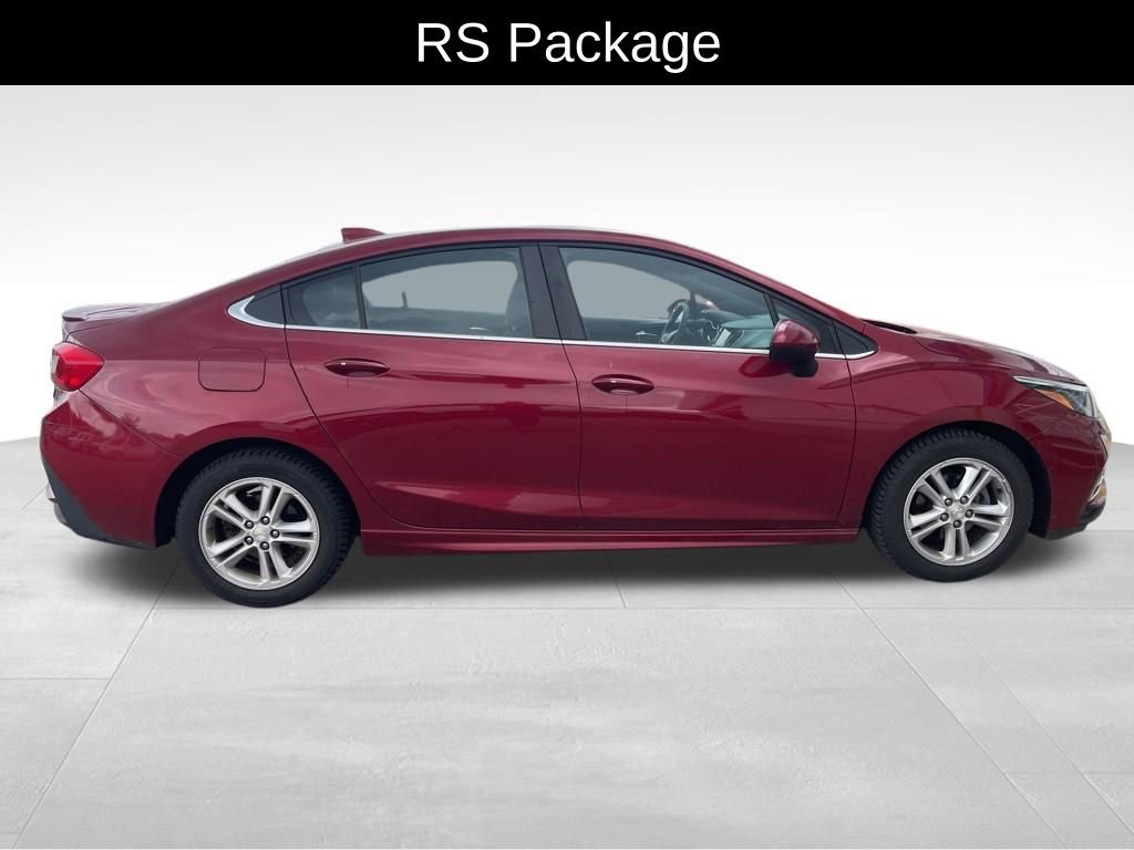 Used 2017 Chevrolet Cruze LT w/ Convenience Package FWD image 10