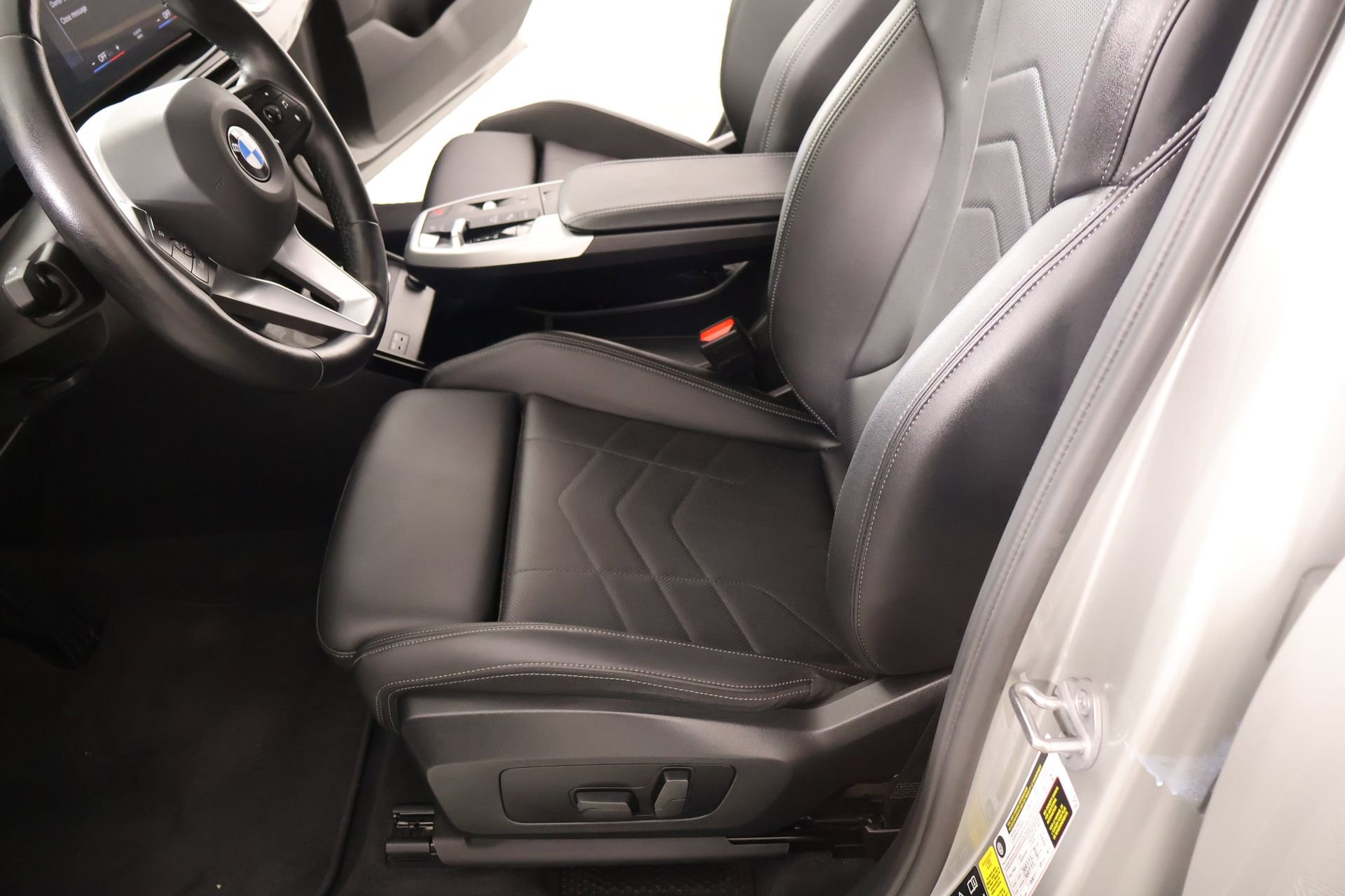 Used 2023 BMW X1 xDrive28i w/ Convenience Package AWD/4WD image 12