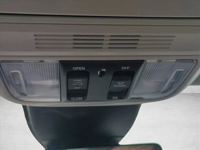 Used 2025 Honda Odyssey EX-L image 22