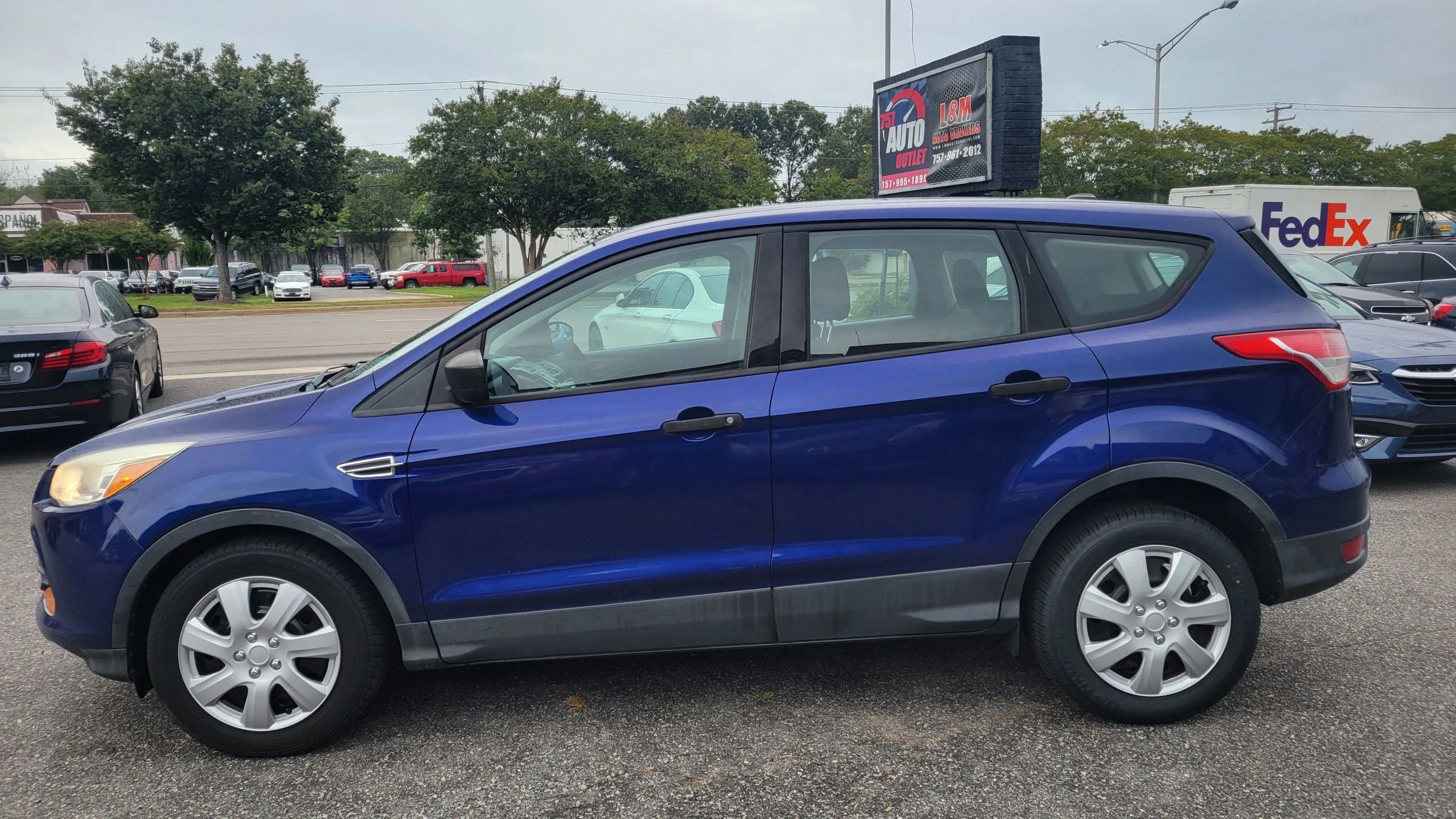 Used 2014 Ford Escape S image 2