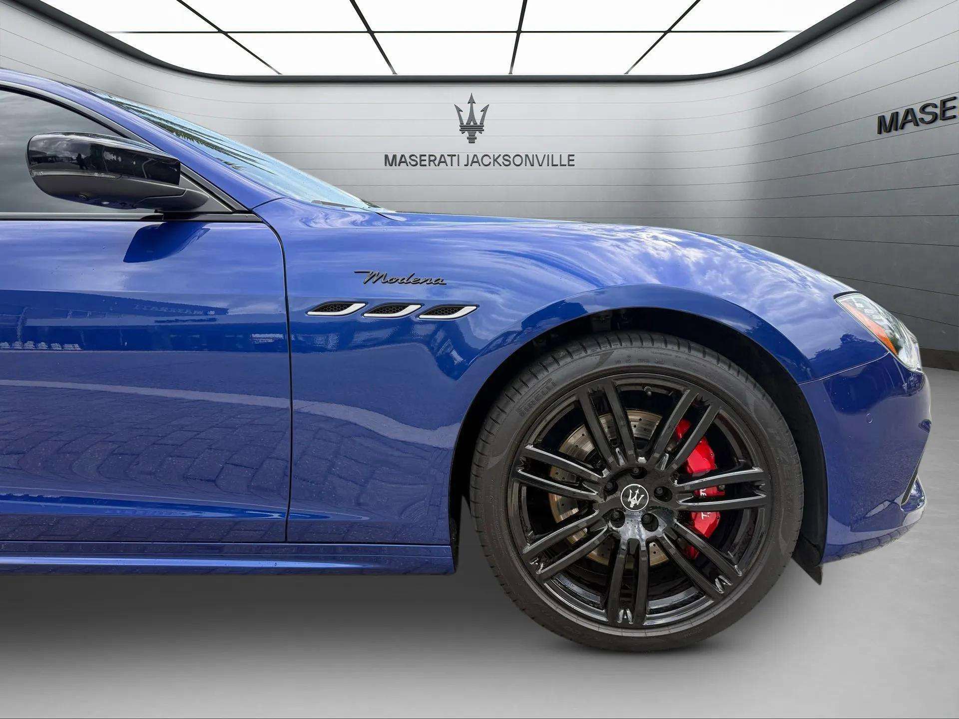 Certified 2023 Maserati Ghibli Modena Q4 image 6