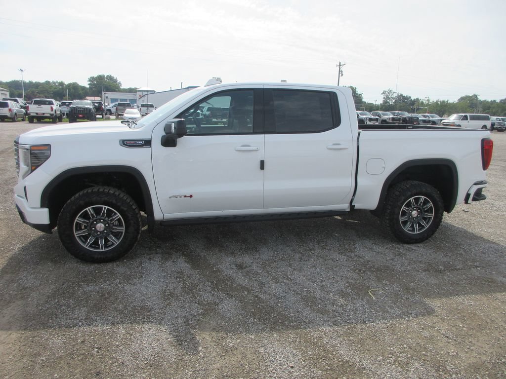 New 2026 GMC Sierra 1500 AT4 w/ AT4 Premium Package AWD/4WD image 11