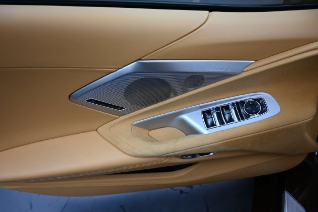 Used 2023 Chevrolet Corvette Stingray Premium Conv w/ Z51 Performance Package RWD image 13