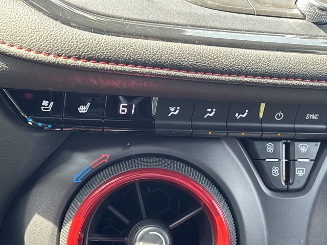 Used 2022 Chevrolet Blazer RS w/ Enhanced Convenience Package image 38