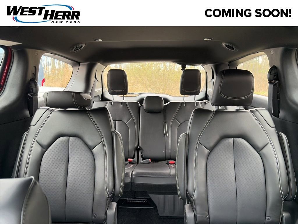 Used 2026 Chrysler Pacifica Select AWD/4WD image 10