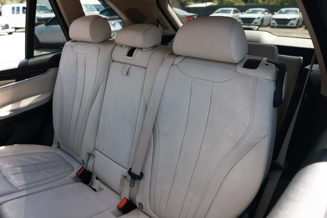 Used 2015 BMW X5 xDrive35d AWD/4WD image 11