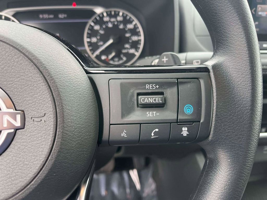 Used 2023 Nissan Rogue SV image 19