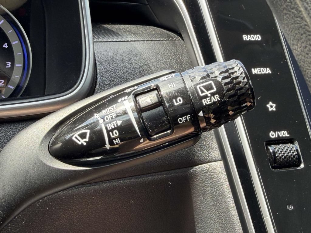 Certified 2023 Hyundai Tucson SE AWD/4WD image 23